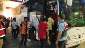 227 düzensiz göçmen İstanbul'a gönderildi
