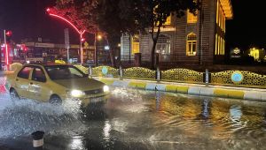 Edirne'de sağanak yağış etkili oldu