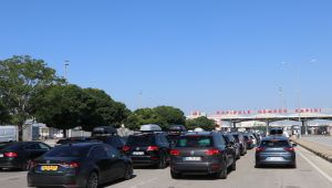 Kapıkule'de gurbetçilerin dönüş yolculuğu sürüyor