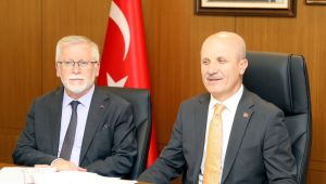 Rektör Tabakoğlu, ÜAK toplantısına katıldı