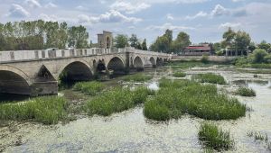 Tunca Nehri dip seviyede akıyor