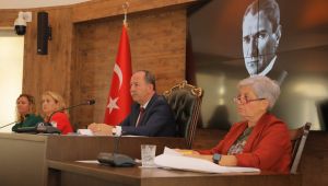 Yabancı afişlere yeni düzenleme yolda