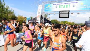 1. Saros Yarı Maratonu düzenlendi