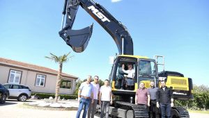 İş araçları filosuna ekskavatör eklendi