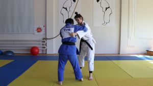 Milli judocu, paralimpik şampiyonluğu hayaliyle çalışıyor