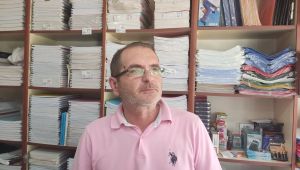 Okullar açıldı ama kırtasiyeciler dertli