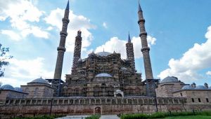 Selimiye’nin eksik çinileri restorasyonda