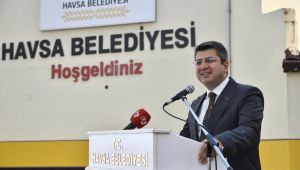 ‘Tarım arazilerinin tamamını ekip, biçiyoruz’