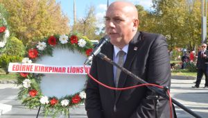 CHP’den Atatürk Anıtı’na çelenk