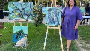 Prof. Tüzün sanat sempozyumunda