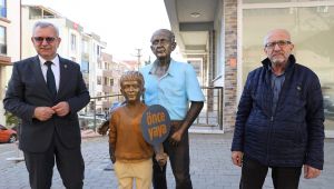 Şadan Amca'nın trafikteki duyarlılığı heykelle ölümsüzleştirildi