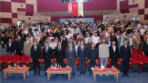 TÜ 800 uluslararası öğrencisine ‘merhaba’ dedi