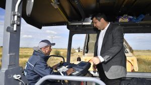 Vali Kırbıyık yol çalışmalarını inceledi