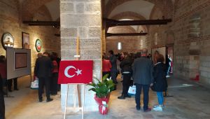 Edirne’de ‘Kırmızı Çini’ sergisi açıldı