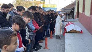 Hayatını kaybeden genç toprağa verildi