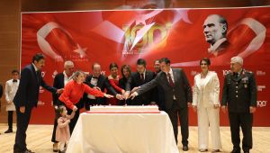 Kurtuluşun 100. Yılına yakışan resepsiyon