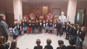 Minikler Atasının izinde