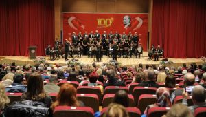 Sanat müziği korosundan 100. yıl konseri
