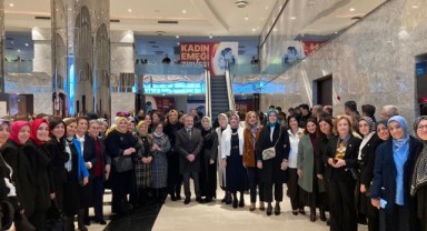 Aksal, Kadın Emeği Zirvesi’ne katıldı