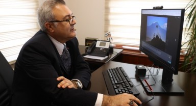 Büyükelçi Yörük, fotoğraf oylamasına katıldı
