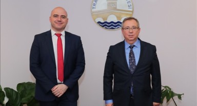 Dimitrov'dan, Rektör Tabakoğlu'na ziyaret