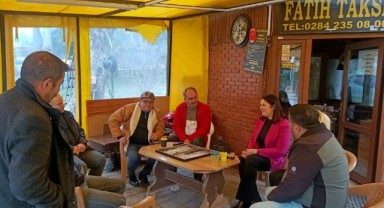 AK Parti heyeti, taksici esnafıyla buluştu