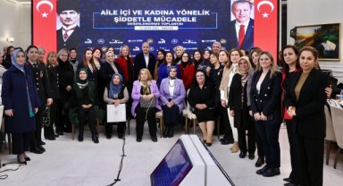 Aksal şiddetle mücadele toplantısına katıldı 