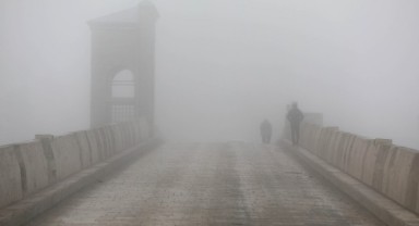 Edirne’de sis etkili oldu