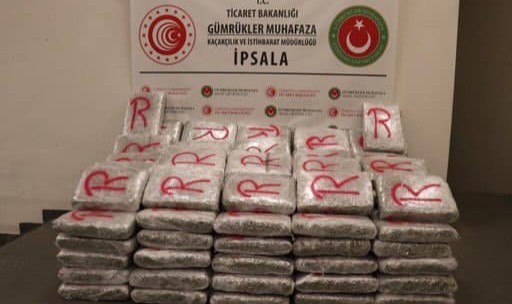 İpsala'da 603 kilo 464 gram skunk yakalandı
