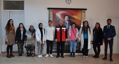 İş hayatına atılan gençlere uyum semineri