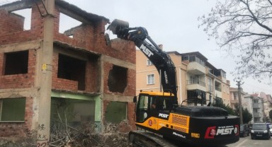 Keşan’da metruk yapı sorunu çözüldü