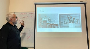 Koman, ölümünün yıl dönümünde anıldı