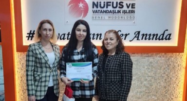 Rekor işlem yapan personele başarı belgesi