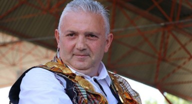 Selim'den başpehlivan Şimşek'e destek