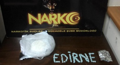 Uyuşturucuyla yakalanan 2 zanlıya tutuklama