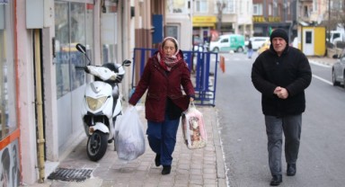 Depremzedeler için yardım kampanyası