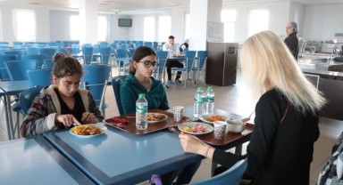 KYK yurtları afetzedelere sıcak yuva oldu