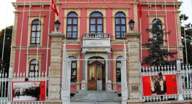 Rüşvet operasyonunda 2 tutuklama