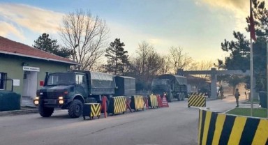 Trakya'daki askeri birlikler deprem bölgesine intikale başladı