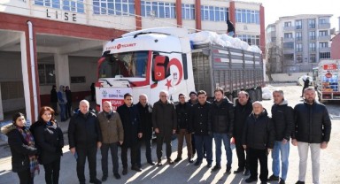 Yardım tırları deprem bölgesine gidiyor