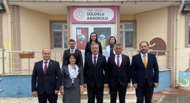 Arpacı, Süloğlu'ndaki okulları ziyaret etti