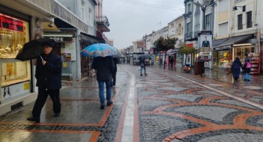 Beklenen sağanak yağış toprağa düştü
