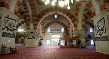 Camiler ramazan ayına hazırlandı