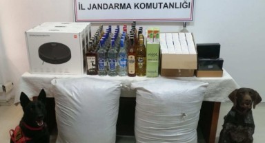Çok sayıda kaçak eşya ele geçirildi