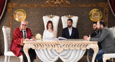 Depremzede çift Edirne’de nikah kıydı