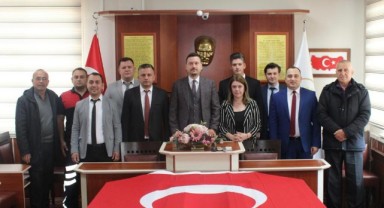 Devlet memuru olan personellere tören