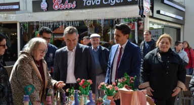 Huzurevi sakinlerinden anlamlı kermes