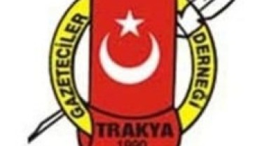 'Kadınlarımız kazanılmış haklarını kutluyor'