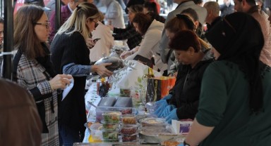 Kermes geliri depremzedelere