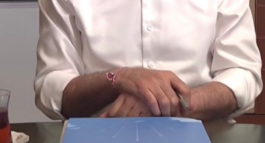 Kılıçdaroğlu’nun Marteniçka bilekliği dikkat çekti